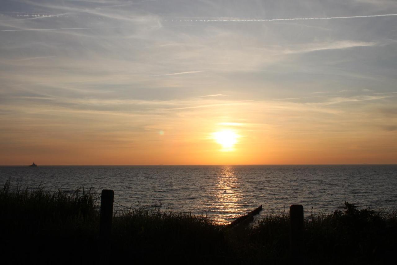 Dat Dardel Hus Born Bagian luar foto
